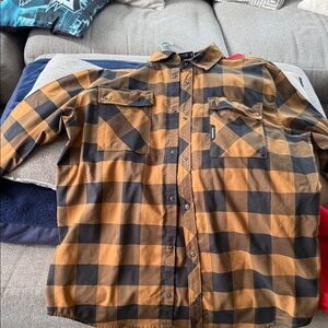 Men's Casual Plaid Button-Down Shirt in Black and Brown